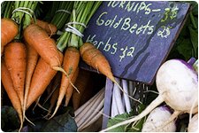 eat local at farmers markets